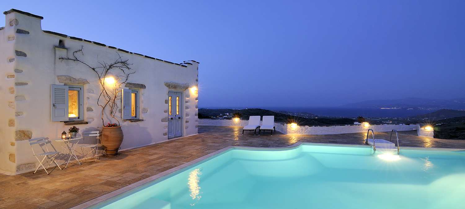 Paros