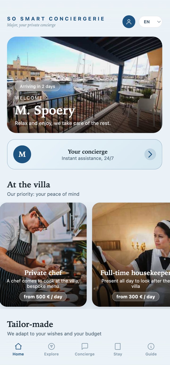 Écran d'accueil client avec message personnel et accès au concierge